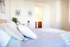 4 chambres, fer et planche à repasser, Wi-Fi