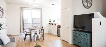 Lovely 4-bedroom house with AC in Sacramento