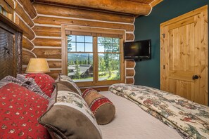 4 Schlafzimmer, Schreibtisch, Bügeleisen/Bügelbrett, kostenloses WLAN