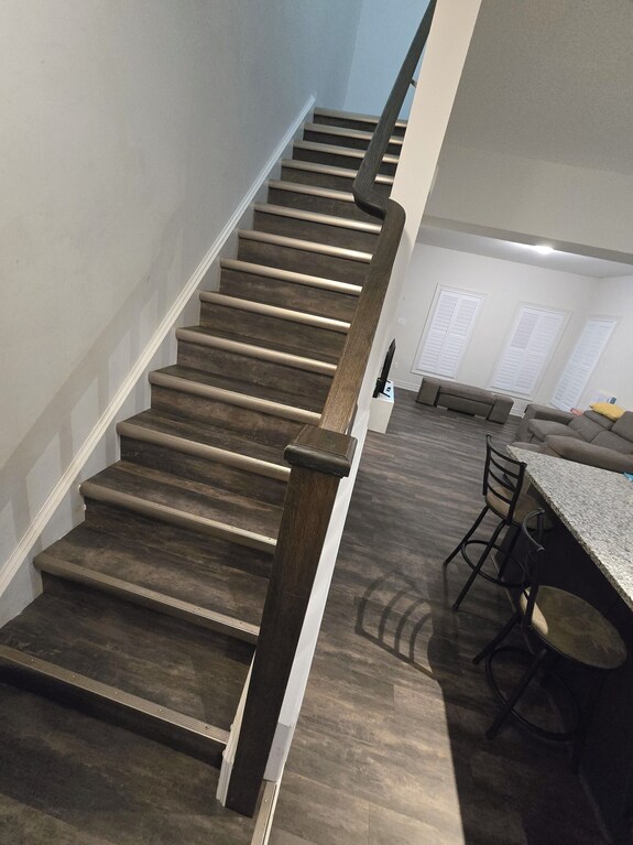 Cozy 3-bed Home With Free Parking & Wifi. Near Convenience, Trails, Attractions - 基奇納