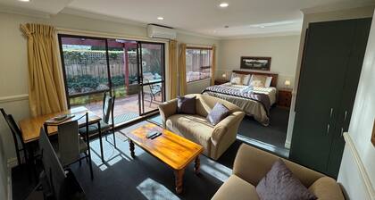 Alpine Springs Motel | Unit 6