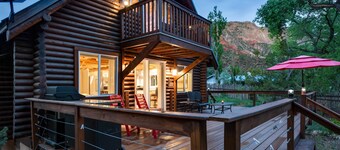 River Mountain Oasis: Hot Springs & Hiking Nearby