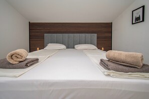 3 bedrooms, Internet, bed sheets
