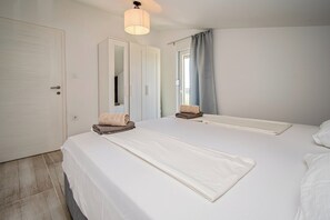 3 bedrooms, Internet, bed sheets - Villa Naturia by Istrabook (Pula)