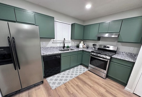 Microwave, oven, stovetop, dishwasher