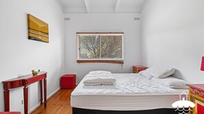 4 dormitoris, planxa i posts de planxar i wifi 