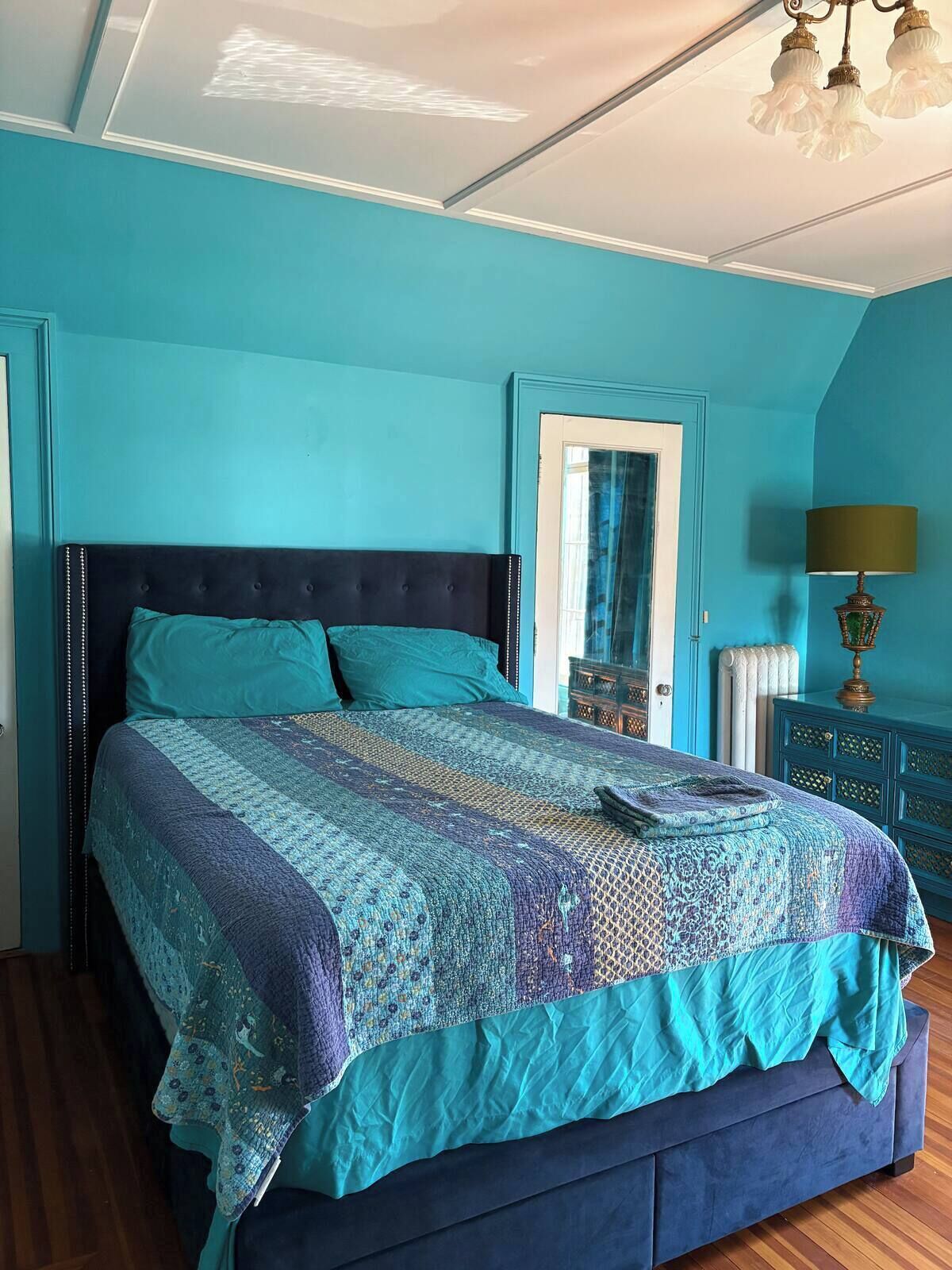 4 bedrooms, desk, free WiFi, bed sheets