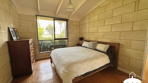 4 habitaciones, escritorio y wifi