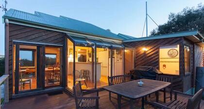 Illangi Beach Retreat