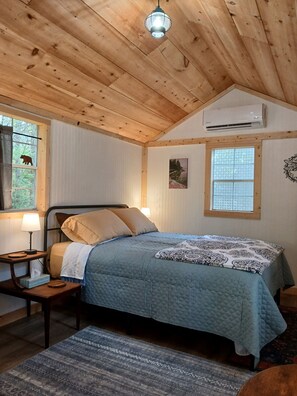 1 bedroom, bed sheets