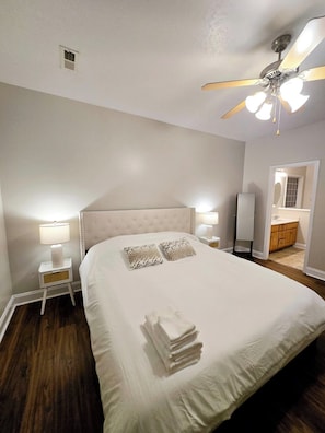 Iron/ironing board, free WiFi, bed sheets