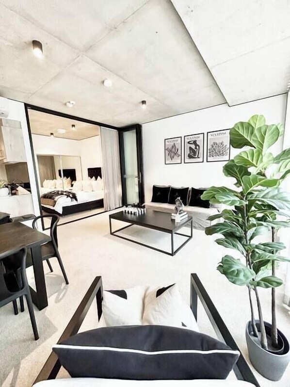 1 slaapkamer, een strijkplank/strijkijzer, wifi, beddengoed