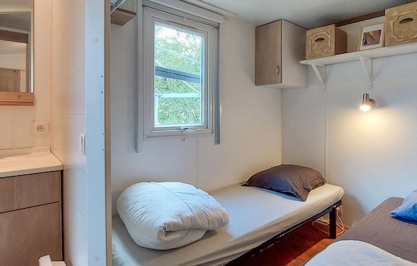 2 bedrooms, free WiFi