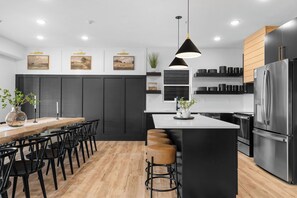 Fridge, microwave, stovetop, dishwasher - Poolside Lake Retreat-Luxury 7BR Lodge w/ Hot Tub, Game Room & Lake View (Hollister)