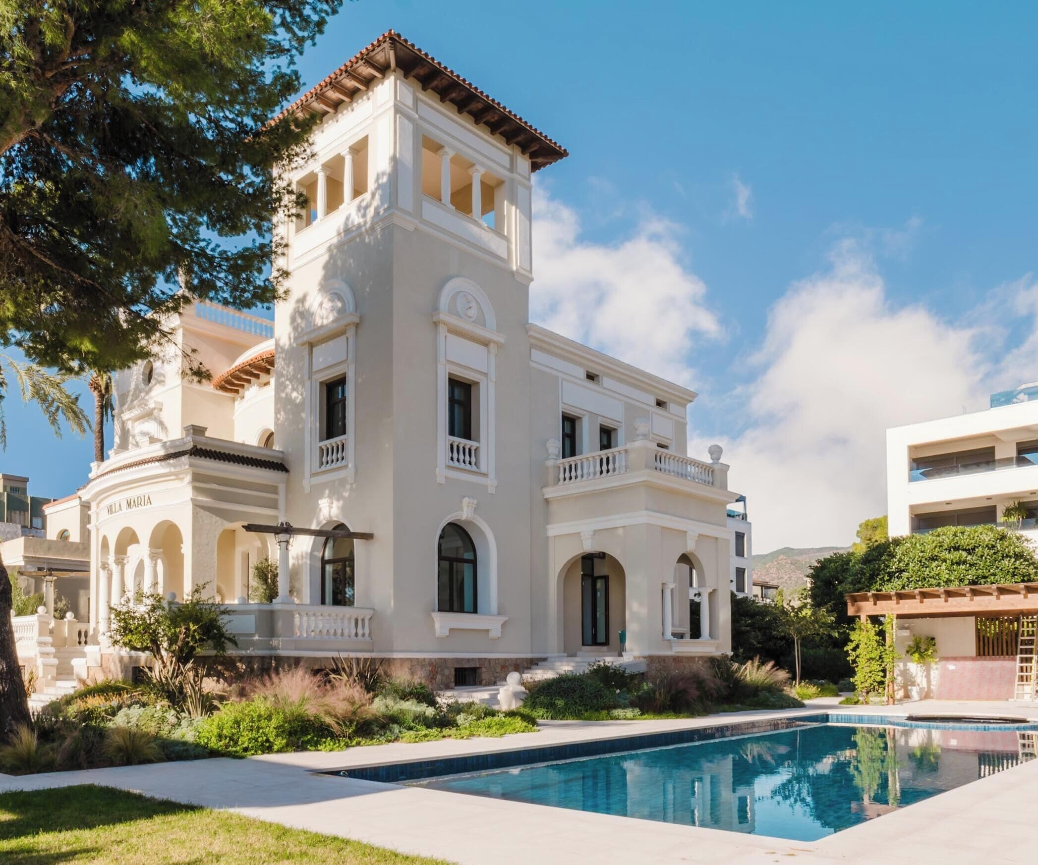 Piscine extérieure, piscine chauffée