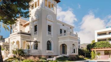 Piscine extérieure, piscine chauffée