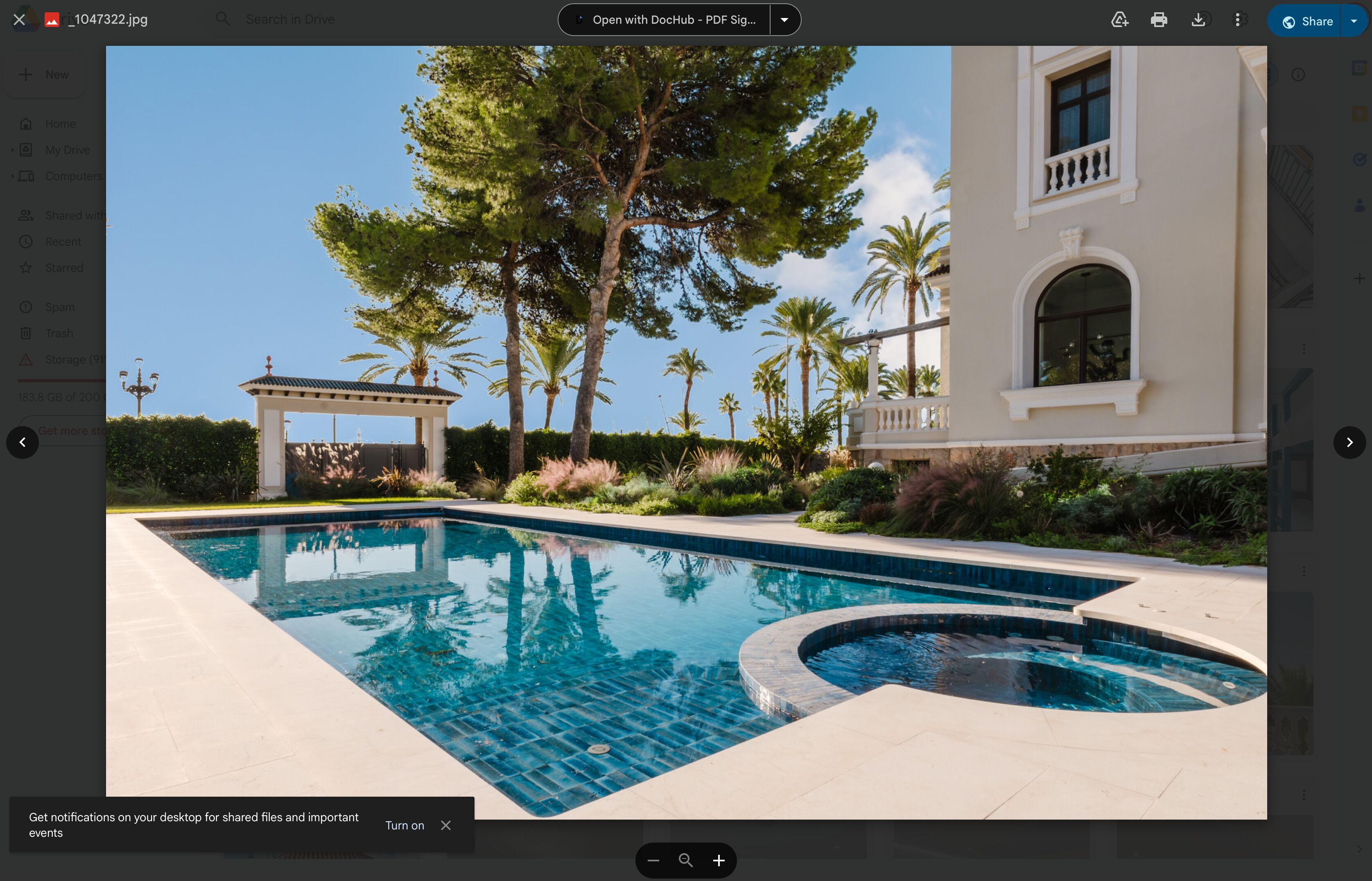 Piscine extérieure, piscine chauffée