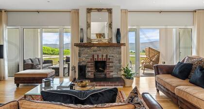 Beech House - 5 bedroom home