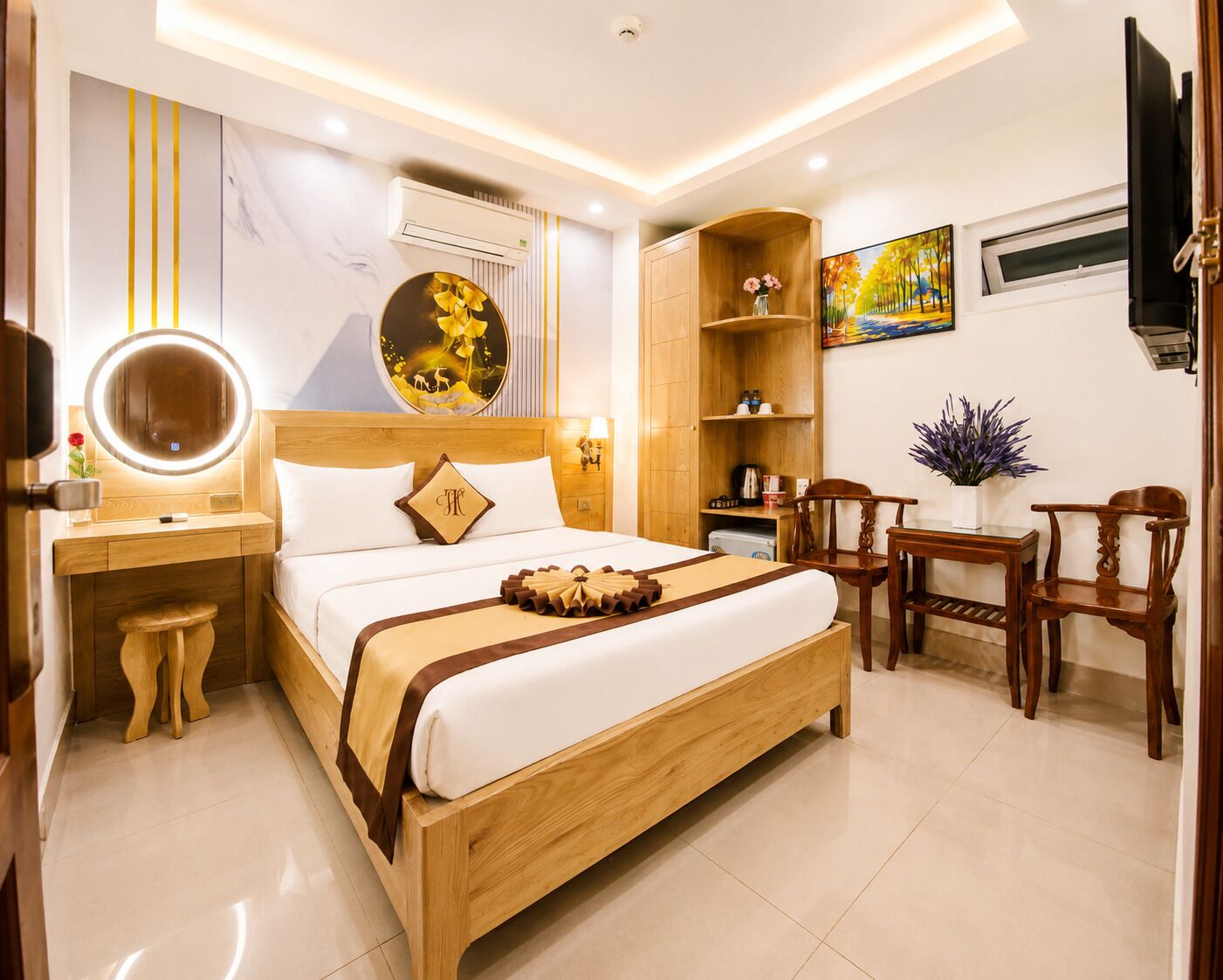 Standard Double Room | Desk, free WiFi, bed sheets