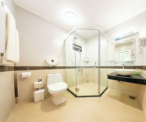 Superior Double Room | Bathroom | Shower, rainfall showerhead, designer toiletries, hair dryer