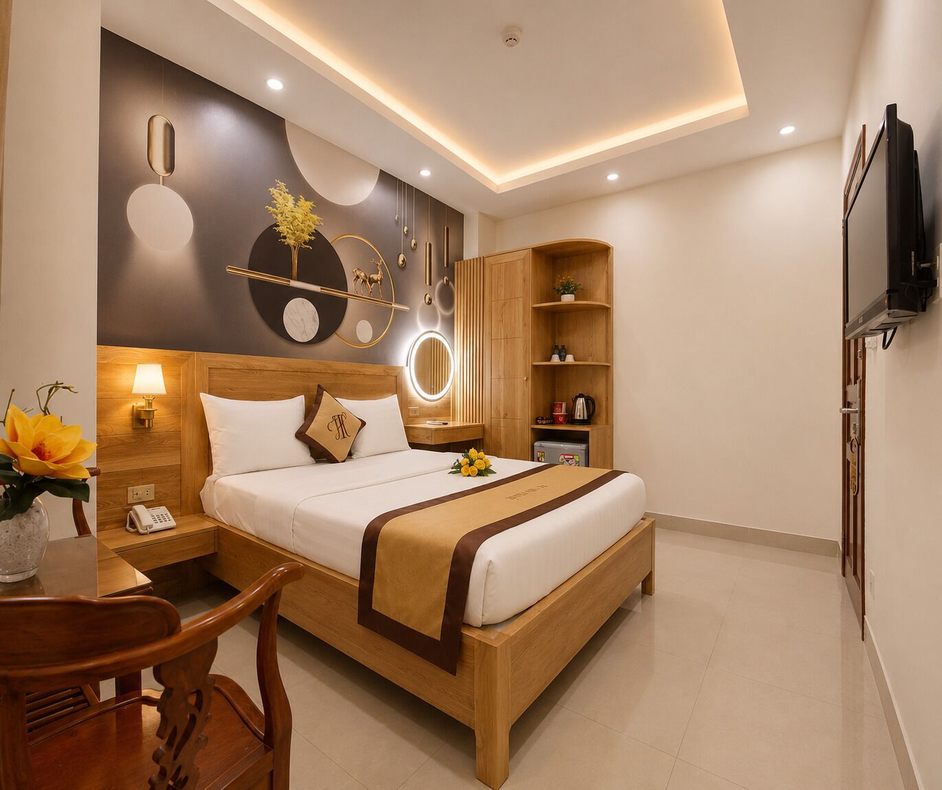Superior Double Room | Desk, WiFi (free), bed sheets