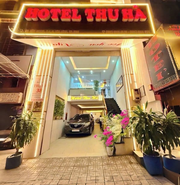 Front of property - Thu Ha Airport Hotel (Ho Chi Minh City)