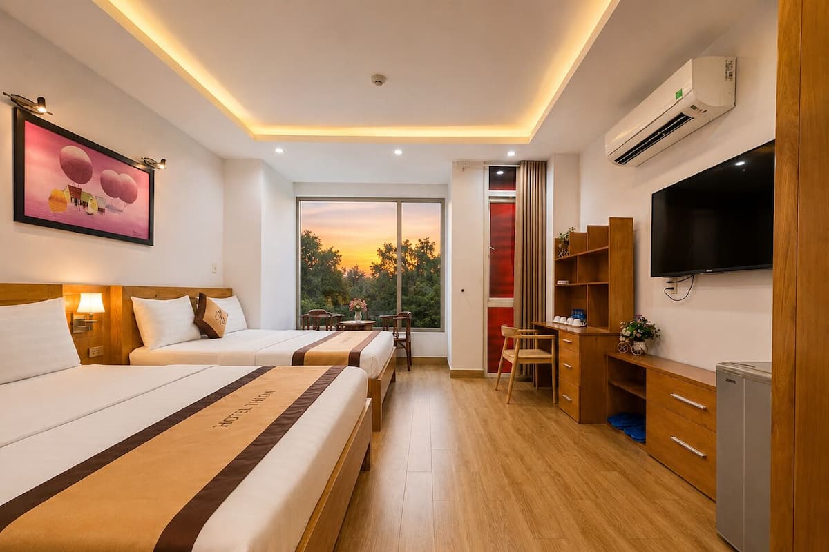 Family Room, City View