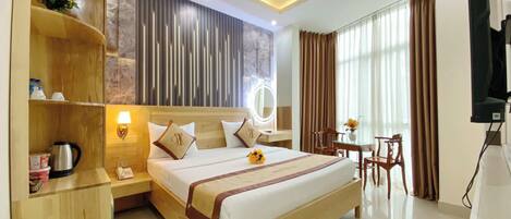 Deluxe Double Room, City View | Desk, free WiFi, bed sheets