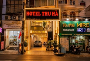 Front of property - Thu Ha Airport Hotel (Ho Chi Minh City)