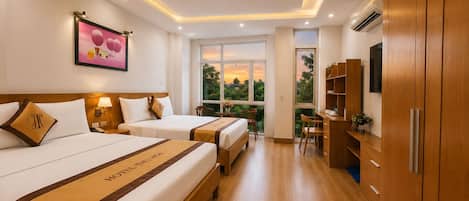 Family Room, City View | City view