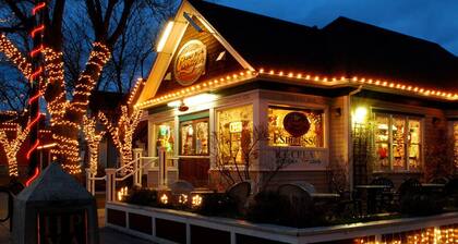 #BoiseBnB Bird House