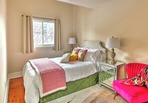 Premium bedding, down comforters, free minibar, in-room safe