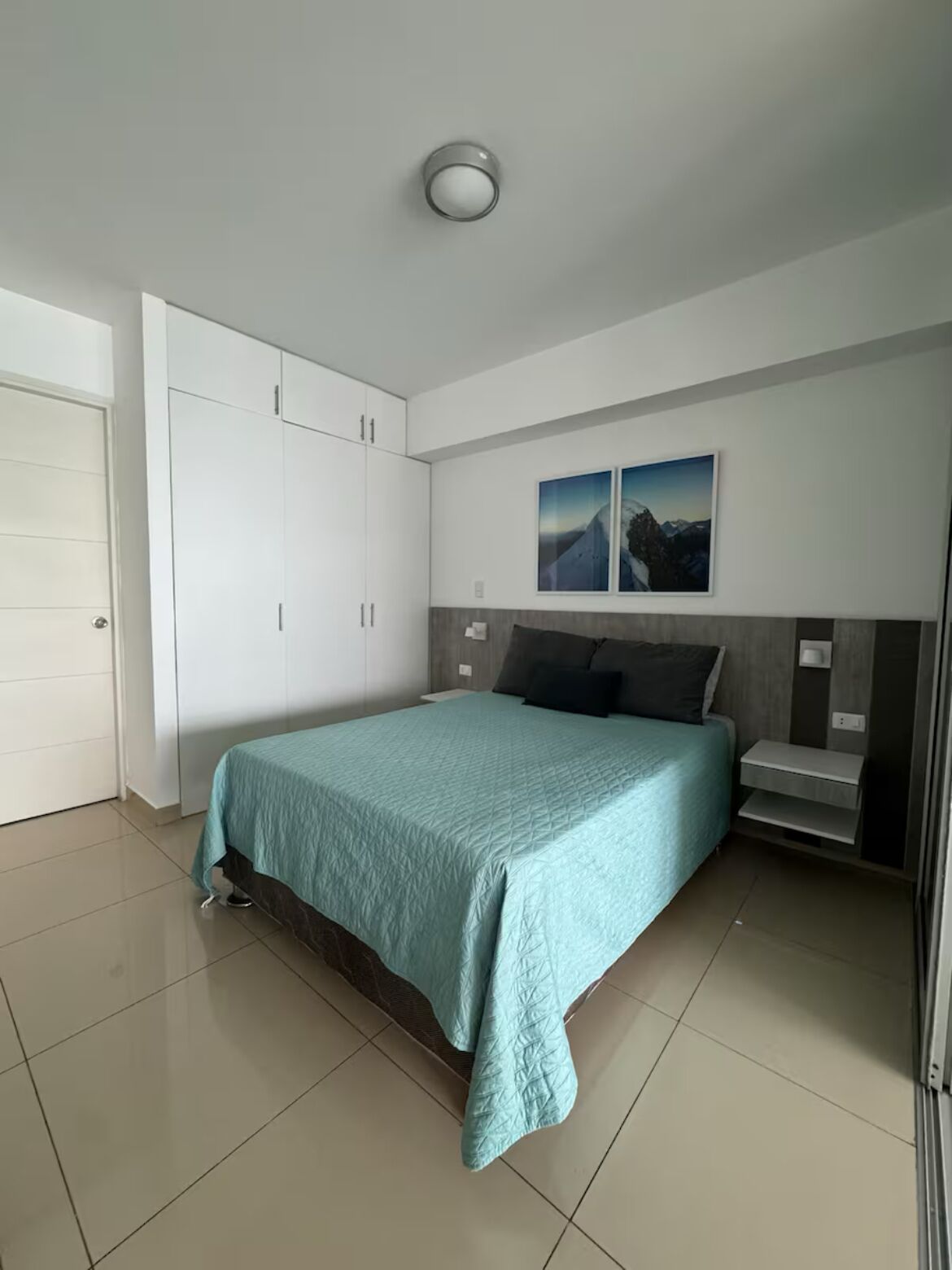 Luxury  Oceanfront Penthouse In The Center Of Beautiful Miraflores - Lima