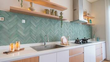 Fridge, microwave, oven, dishwasher