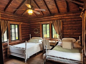 5 bedrooms, desk, iron/ironing board, travel cot