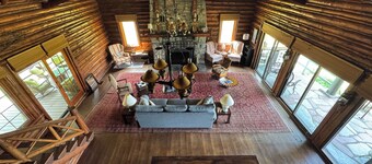 Peaceful 5-Bedroom Lodge in the Adirondack Mountains