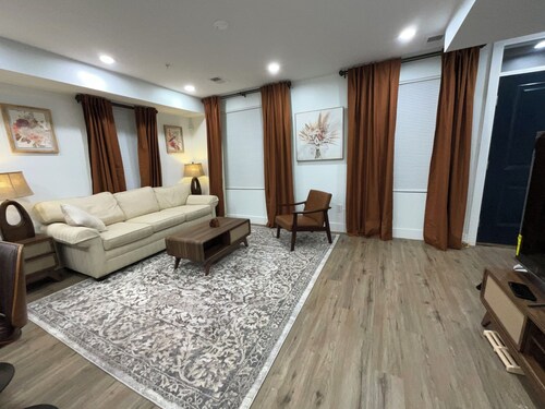 Welcoming 2-bedroom house 2 .5 bath.   in Washington  DC welcome to