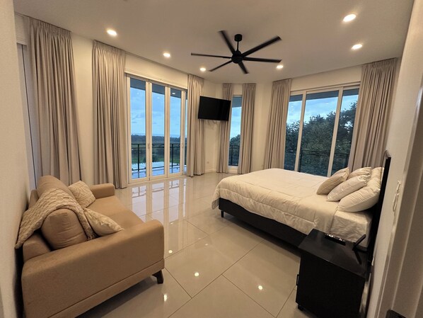 4 chambres, lit parapluie, Wi-Fi gratuit, draps fournis