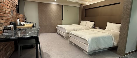 Deluxe Twin Room, Non Smoking | Desk, laptop workspace, free wired internet