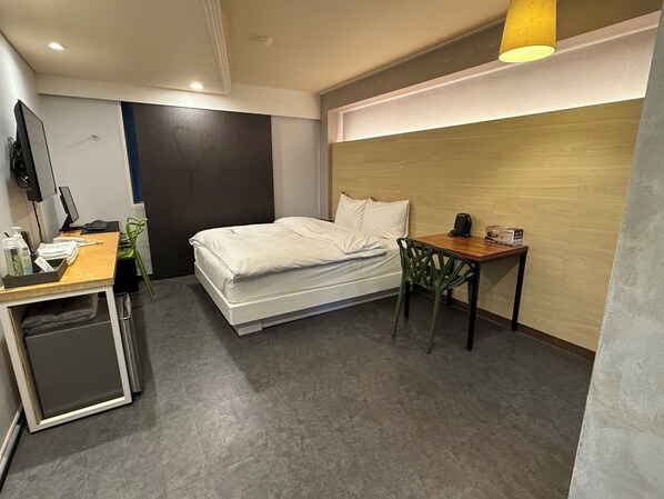 Deluxe Double Room, City View