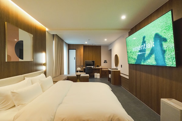 Premium Double Room | Free WiFi, bed sheets