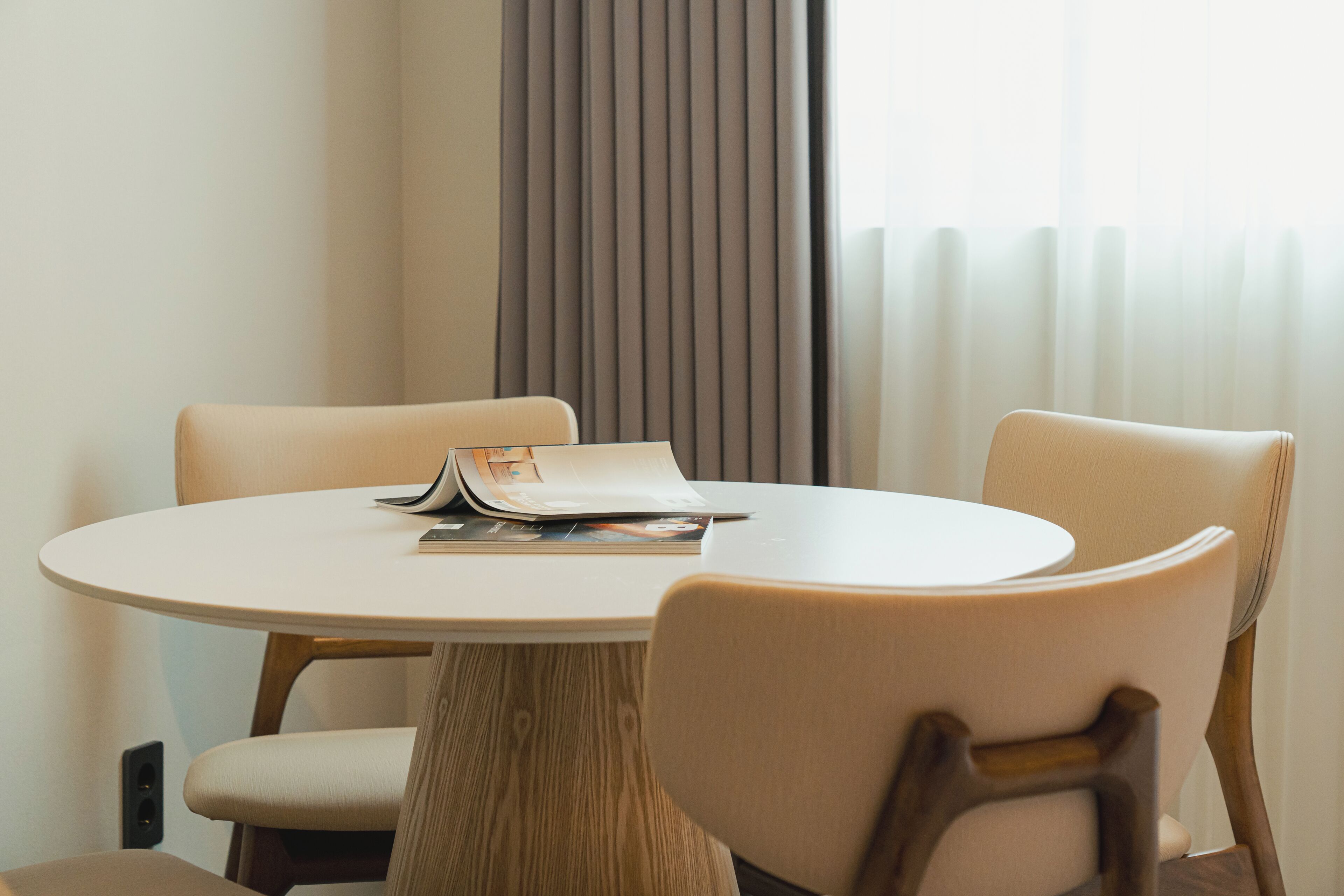 Signature Twin Room | Free WiFi, bed sheets