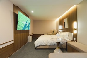 Premium Double Room | Free WiFi, bed sheets