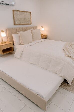 1 bedroom, free WiFi, bed sheets