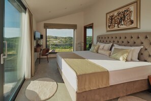 4 chambres, bureau, Wi-Fi gratuit, draps fournis