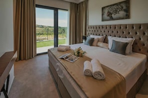 4 Schlafzimmer, Schreibtisch, kostenloses WLAN, Bettwäsche