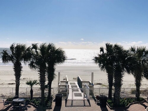 Oceanfront Escape: Spacious 10th-Floor Condo with Private Balcony