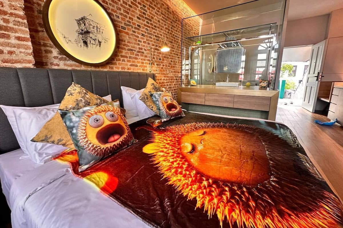 Deluxe Double Room | In-room safe, laptop workspace, blackout drapes, iron/ironing board