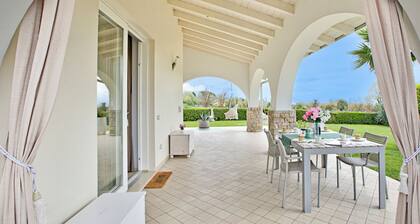 Il Silenzio House, Manerba del Garda, Italy