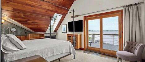 7 bedrooms, desk, iron/ironing board, free WiFi